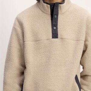 Everlane The Renew Fleece Pullover